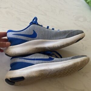 Men’s Blue and White Nike Flex Experience RN7 Athletic Shoes